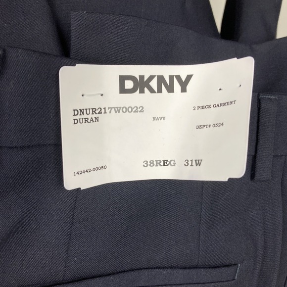 DKNY Men's Modern Fit 2-Piece Suit 38R Jacket 31W Pants Navy Blue Solid - Picture 12 of 13